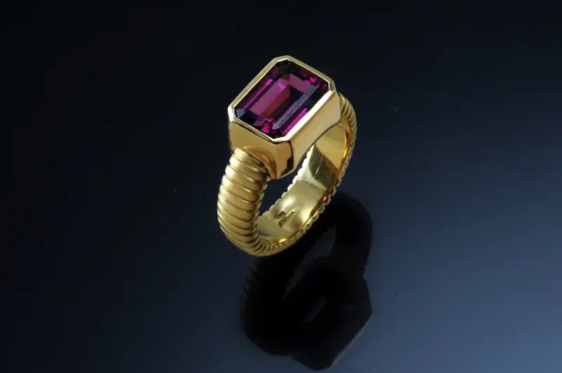 Emerald Cut Rhodolite on 5mm 18K Yellow gold 
